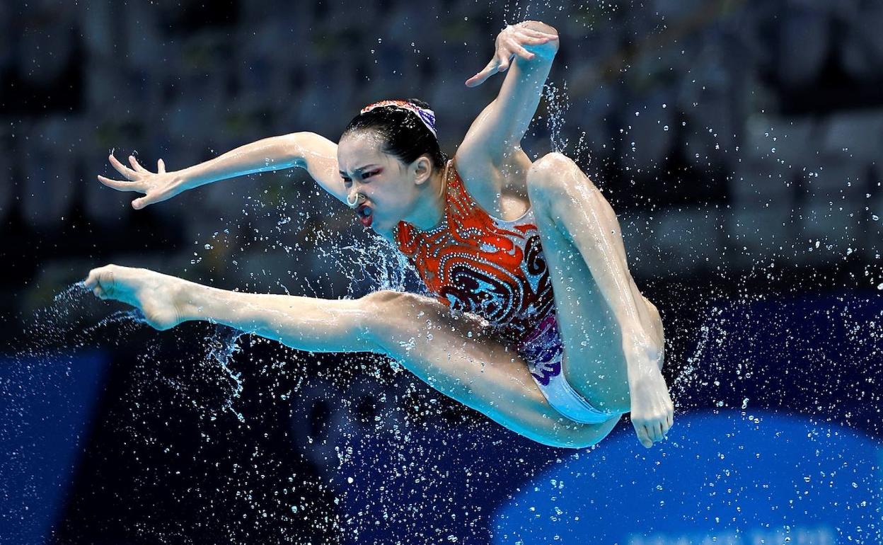 Natación sincronizada cuando los complementos se hacen imprescindibles